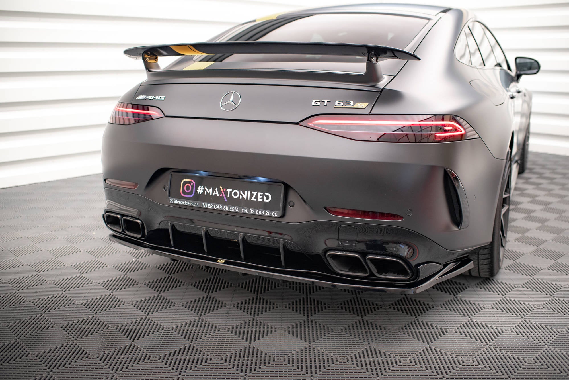 pol pl splitter tylny z dyfuzorem mercedes amg gt 63s 4 door coupe aero x290 17145 5.jpg pol pl splitter tylny z dyfuzorem mercedes amg gt 63s 4 door coupe aero x290 17145 5.jpg