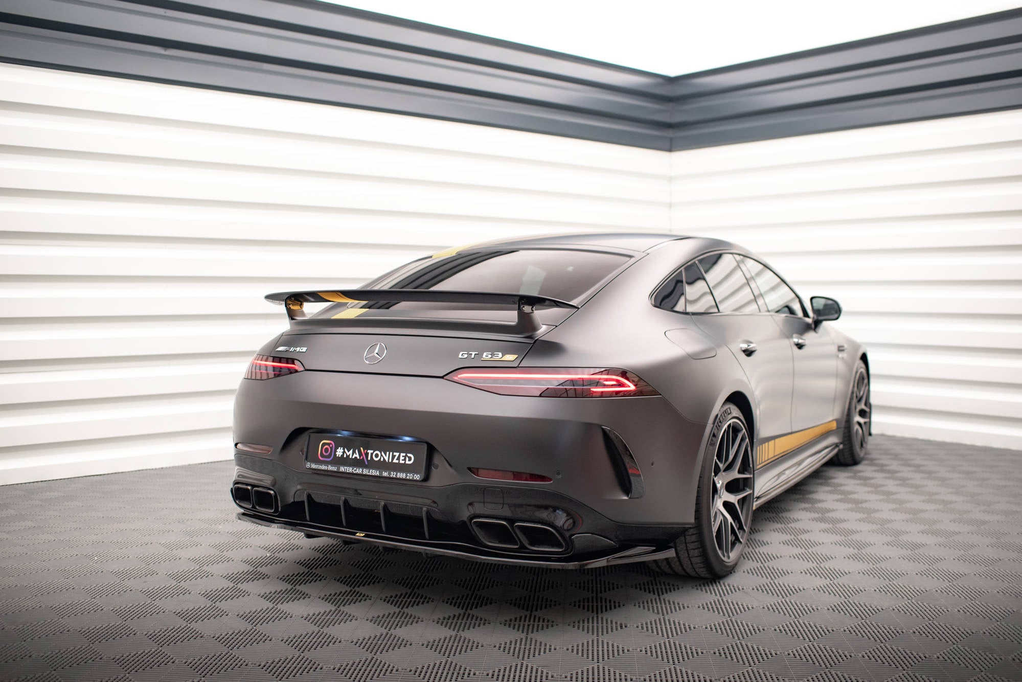 pol pl splitter tylny z dyfuzorem mercedes amg gt 63s 4 door coupe aero x290 17145 6.jpg pol pl splitter tylny z dyfuzorem mercedes amg gt 63s 4 door coupe aero x290 17145 6.jpg