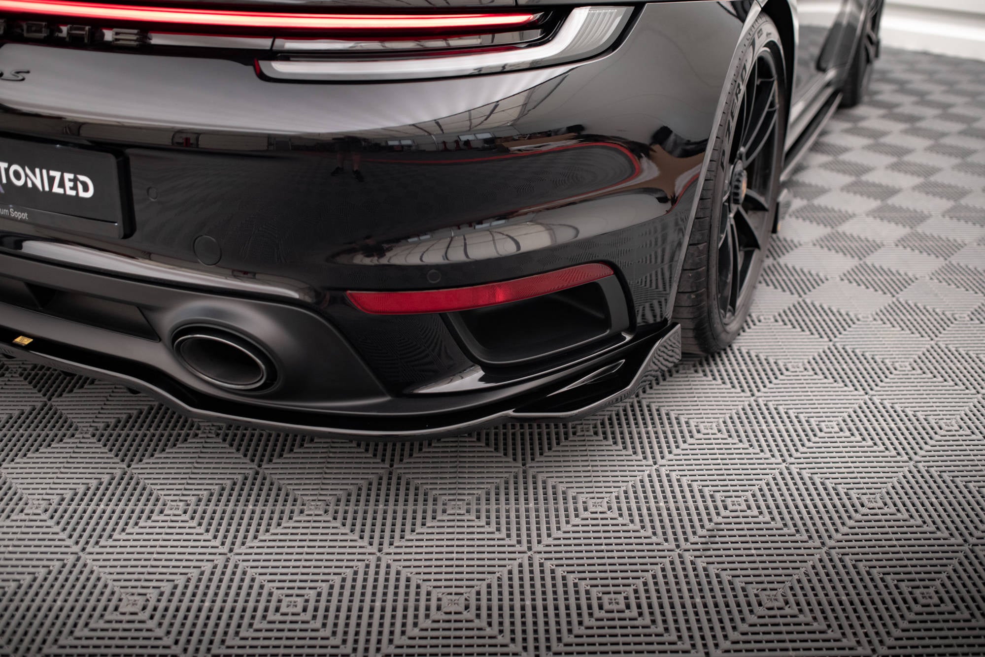 pol pl splitter tylny z dyfuzorem porsche 911 turbo s 992 17272 5.jpg pol pl splitter tylny z dyfuzorem porsche 911 turbo s 992 17272 5.jpg