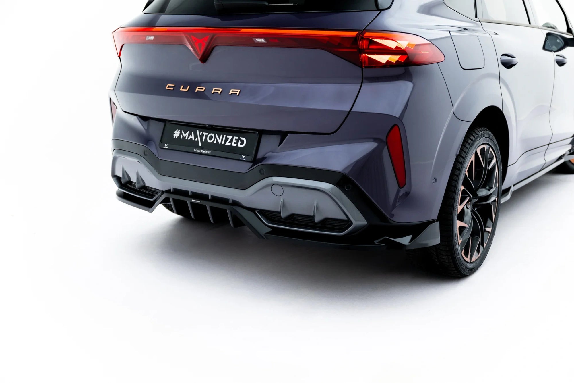 rear splitter (with vertical bars) v.3 suitable for cupra terramar mk1 (version with towbar) rear splitter (with vertical bars) v.3 suitable for cupra terramar mk1 (version with towbar)