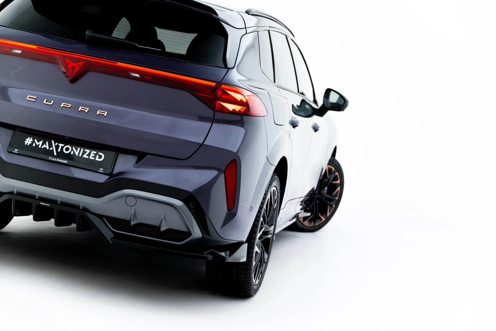 rear splitter (with vertical bars) v.3 suitable for cupra terramar mk1 (version with towbar) rear splitter (with vertical bars) v.3 suitable for cupra terramar mk1 (version with towbar)