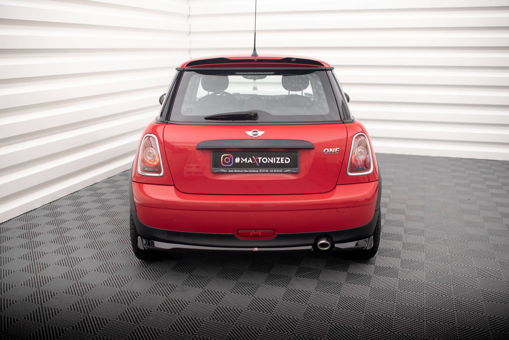 pol pl splittery tylne boczne mini one r56 18479 2.jpg pol pl splittery tylne boczne mini one r56 18479 2.jpg
