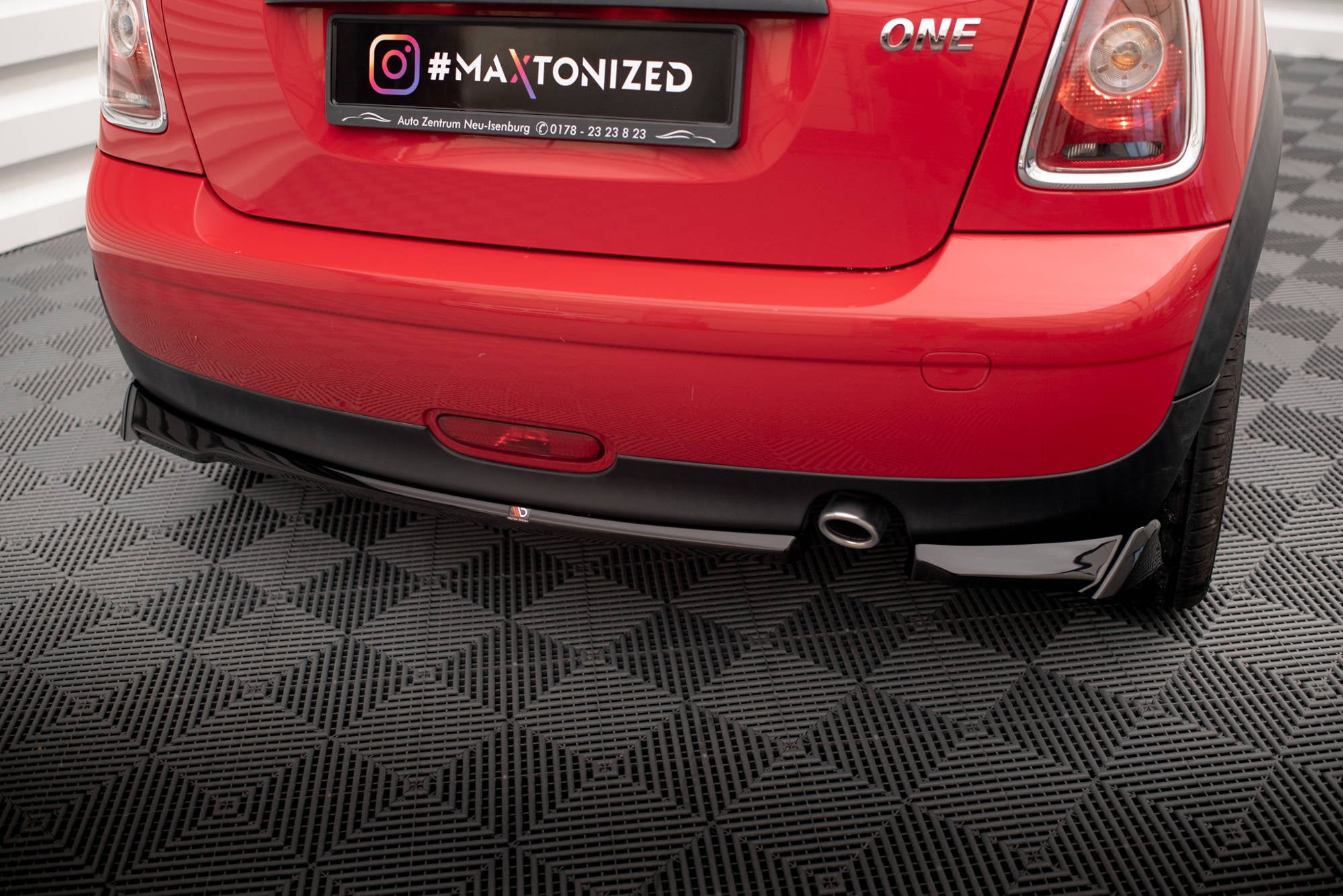 pol pl splittery tylne boczne mini one r56 18479 4.jpg pol pl splittery tylne boczne mini one r56 18479 4.jpg