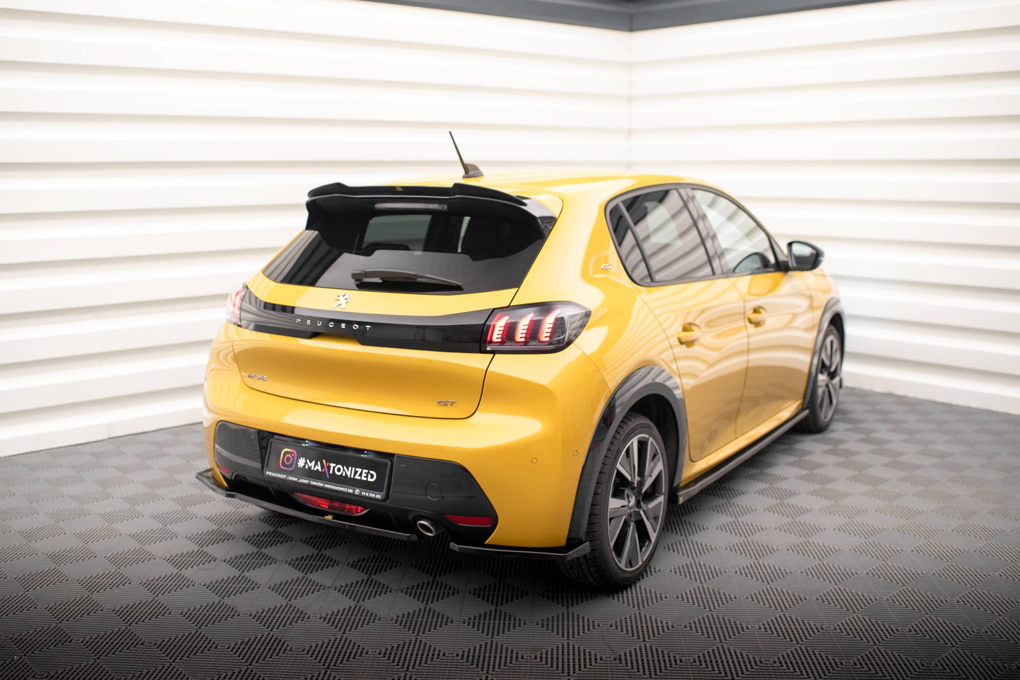pol pl splittery tylne boczne peugeot 208 gt mk2 18495 4.jpg pol pl splittery tylne boczne peugeot 208 gt mk2 18495 4.jpg