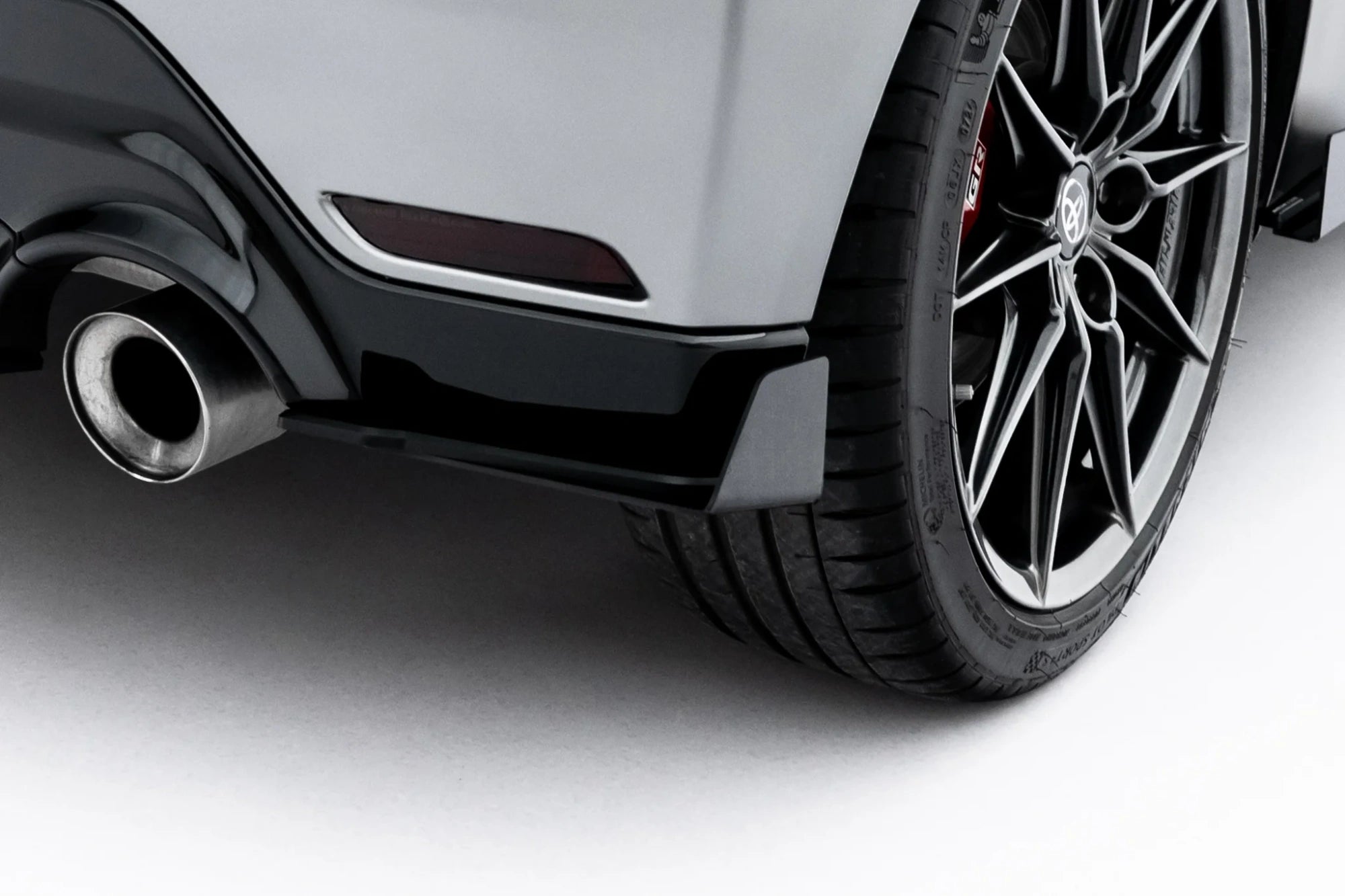 street pro rear side splitters + flaps suitable for toyota gr yaris mk4 facelift street pro rear side splitters + flaps suitable for toyota gr yaris mk4 facelift