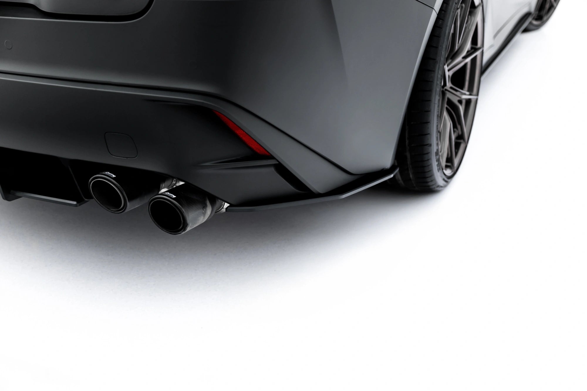 street pro rear side splitters suitable for lexus is 500 mk3 facelift 2 (xe30) street pro rear side splitters suitable for lexus is 500 mk3 facelift 2 (xe30)