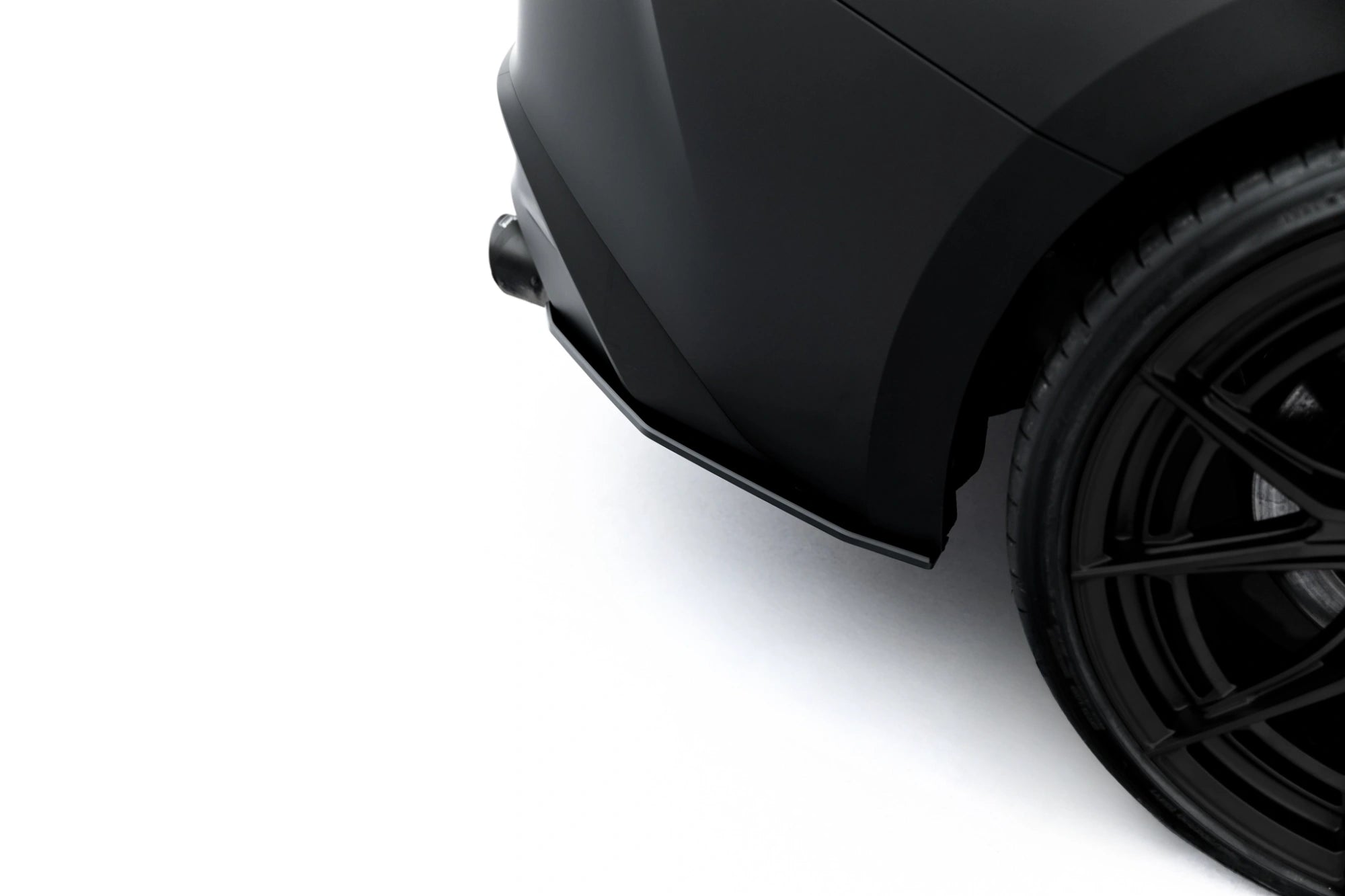 street pro rear side splitters suitable for lexus is 500 mk3 facelift 2 (xe30) street pro rear side splitters suitable for lexus is 500 mk3 facelift 2 (xe30)