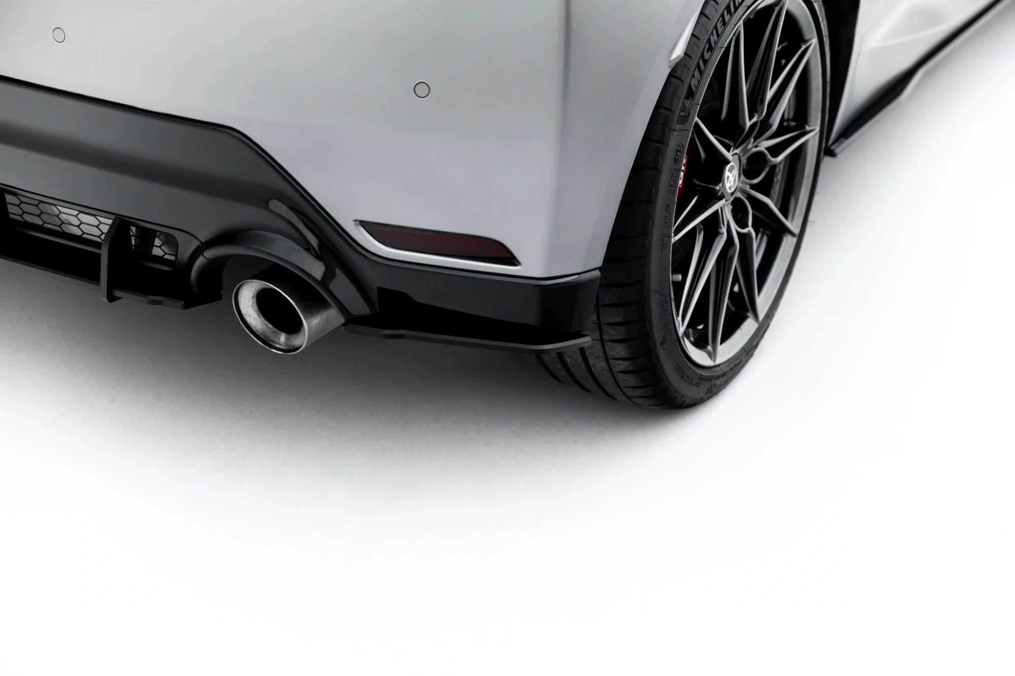 street pro rear side splitters suitable for toyota gr yaris mk4 facelift street pro rear side splitters suitable for toyota gr yaris mk4 facelift