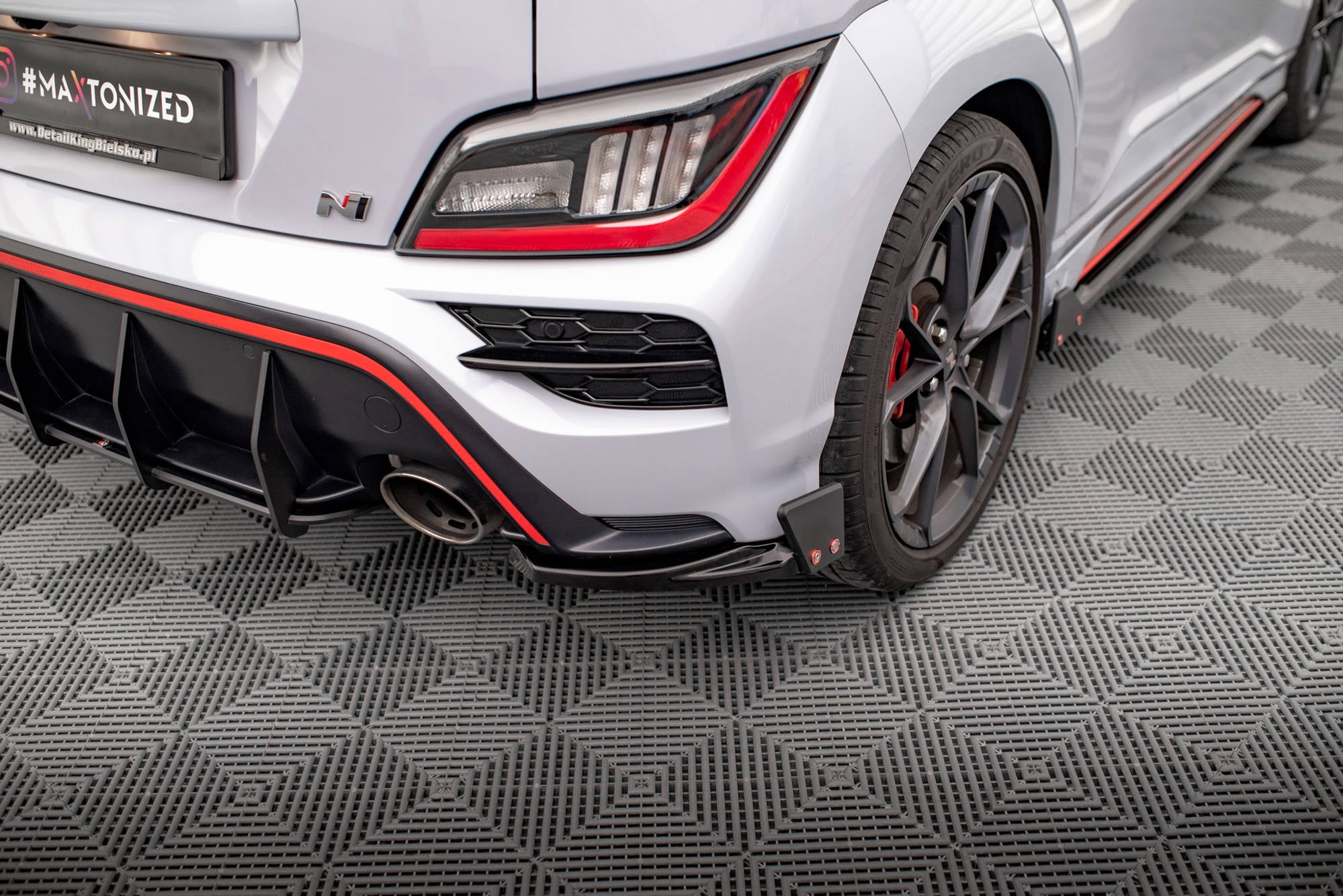 pol pl splittery tylne boczne v 1 flaps hyundai kona n mk1 18079 5.jpg pol pl splittery tylne boczne v 1 flaps hyundai kona n mk1 18079 5.jpg