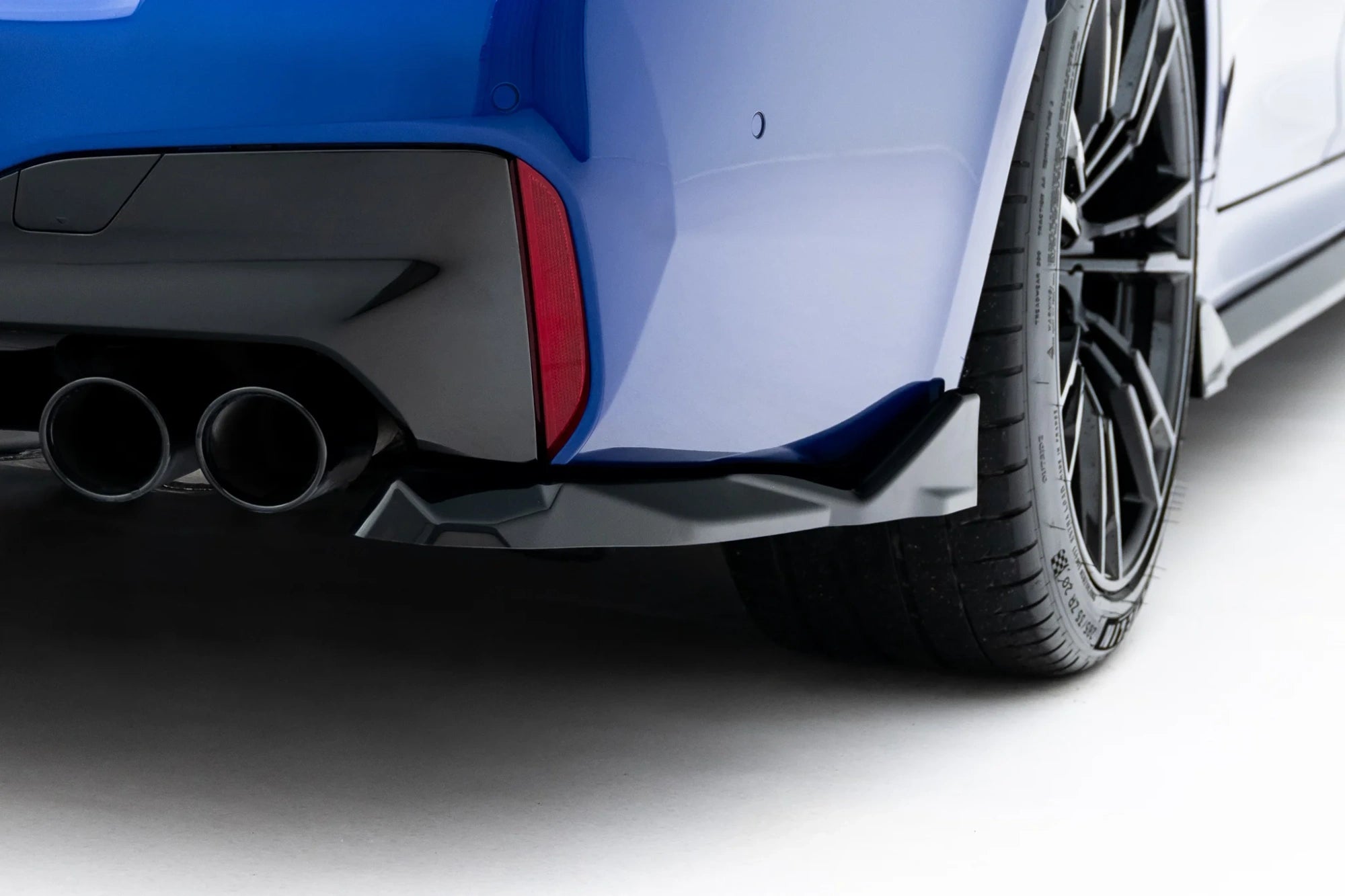 rear side splitters v.2 suitable for bmw m5 f90 facelift rear side splitters v.2 suitable for bmw m5 f90 facelift