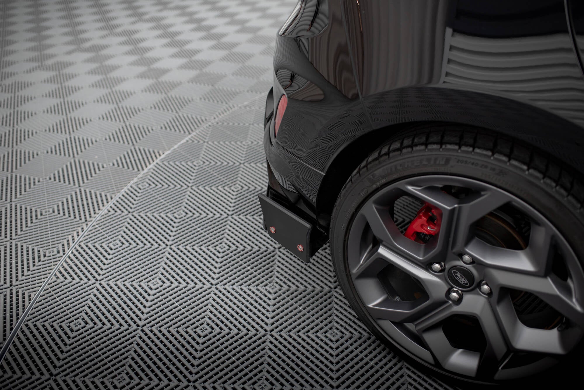 pol pl splittery tylne boczne v 4 flaps ford fiesta st mk8 14538 5.jpg pol pl splittery tylne boczne v 4 flaps ford fiesta st mk8 14538 5.jpg
