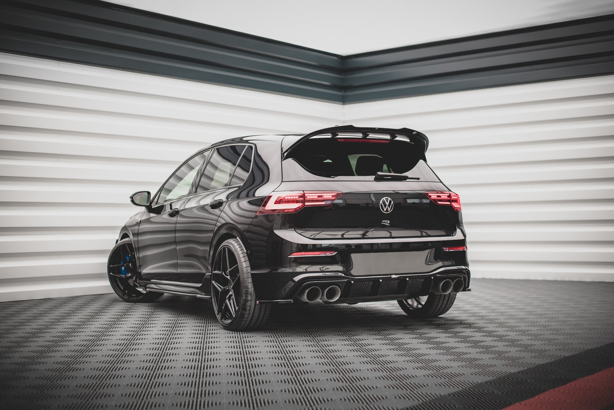 pol pl splittery tylne boczne v 4 volkswagen golf r hatchback mk8 13106 5.jpg pol pl splittery tylne boczne v 4 volkswagen golf r hatchback mk8 13106 5.jpg
