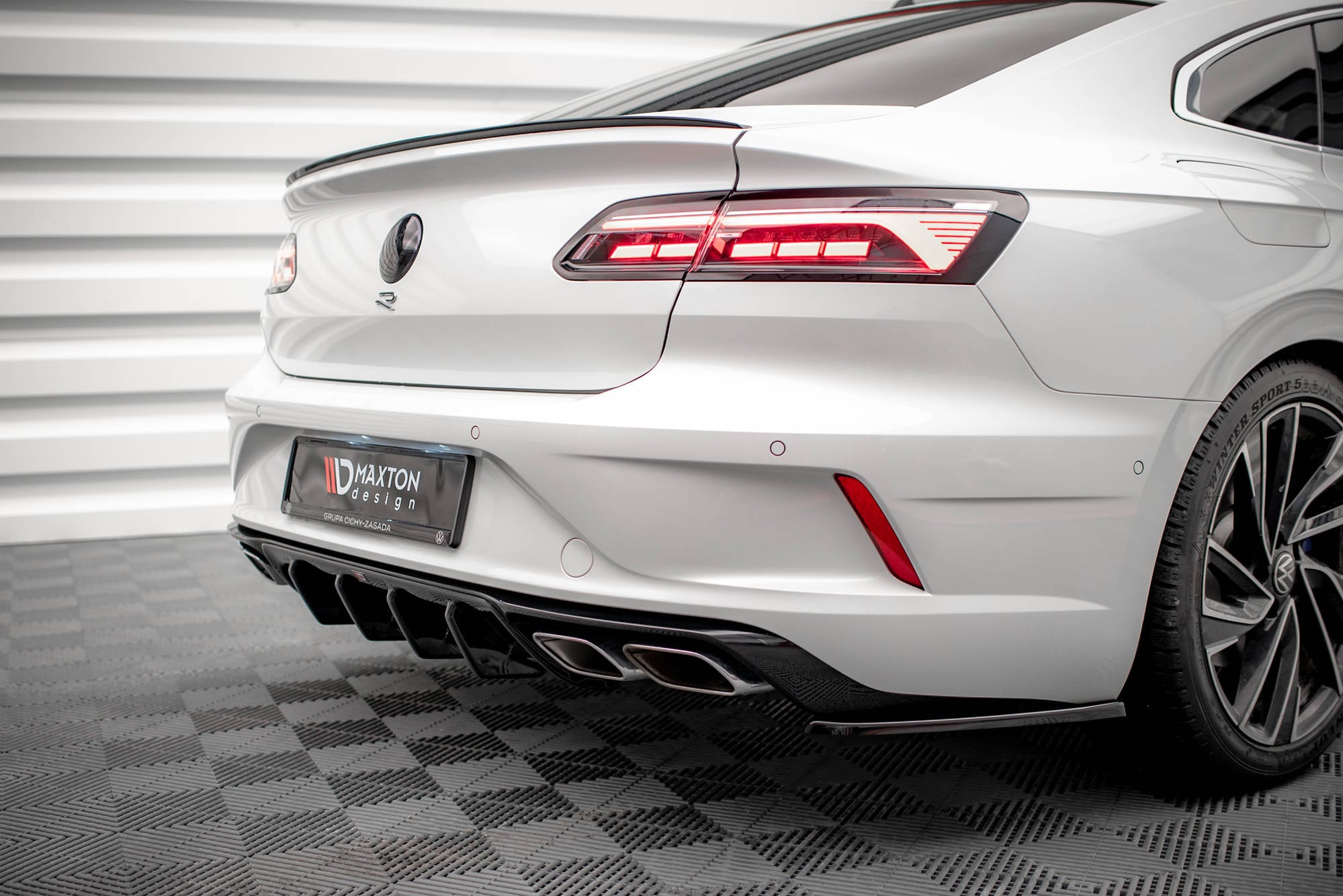 pol pl splittery tylne boczne volkswagen arteon r sedan shooting brake mk1 facelift 14982 5.jpg pol pl splittery tylne boczne volkswagen arteon r sedan shooting brake mk1 facelift 14982 5.jpg