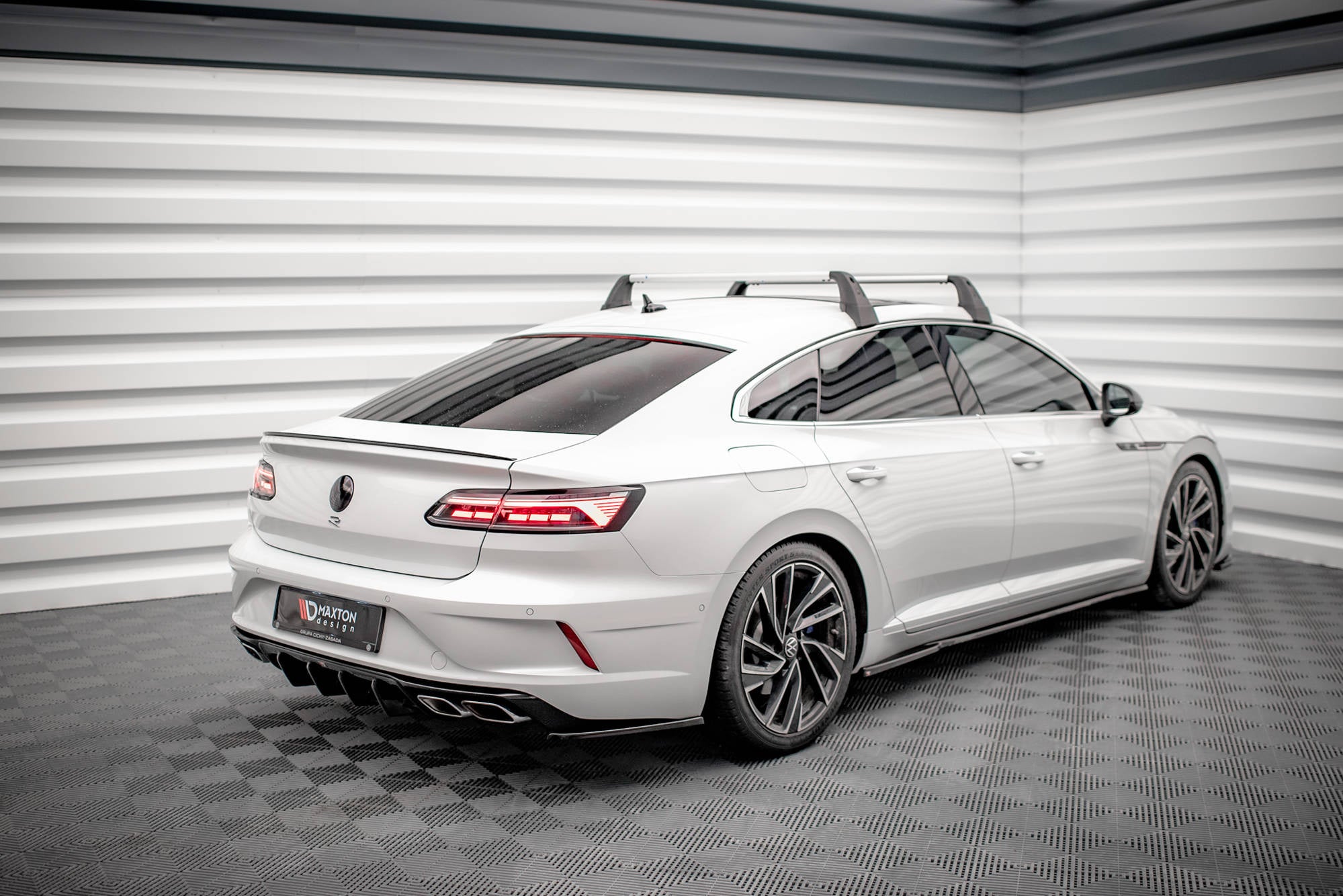pol pl splittery tylne boczne volkswagen arteon r sedan shooting brake mk1 facelift 14982 6.jpg pol pl splittery tylne boczne volkswagen arteon r sedan shooting brake mk1 facelift 14982 6.jpg