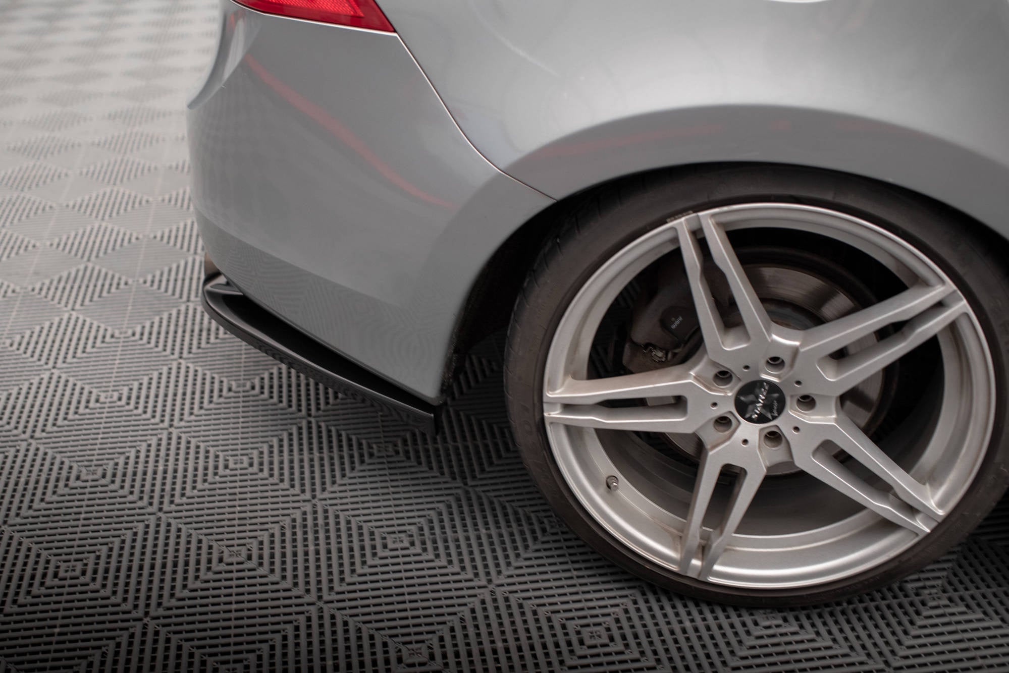 pol pl splittery tylne boczne volvo s60 r design mk2 18365 6.jpg pol pl splittery tylne boczne volvo s60 r design mk2 18365 6.jpg