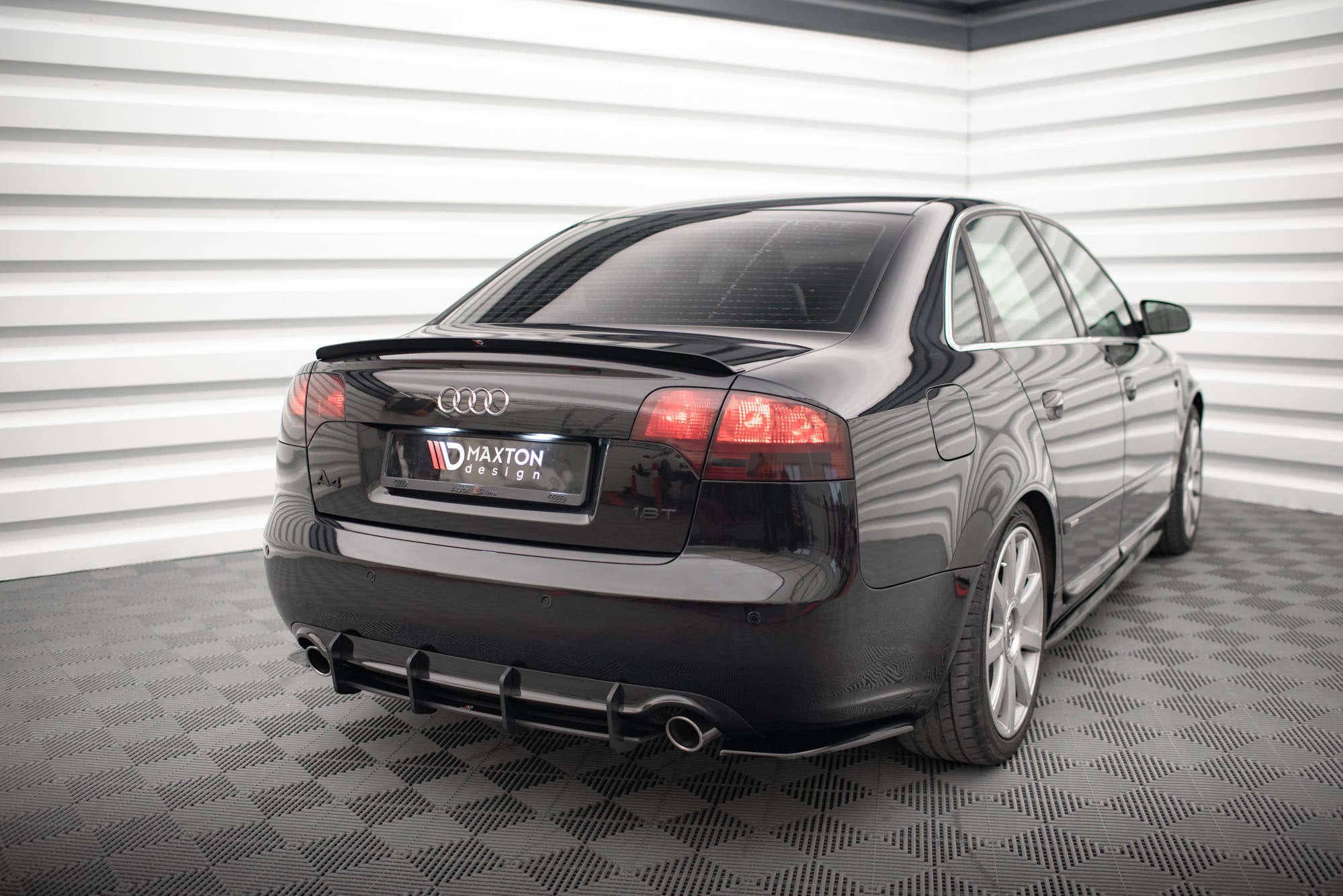 pol pl spoiler cap audi a4 sedan s line b7 18587 3.jpg pol pl spoiler cap audi a4 sedan s line b7 18587 3.jpg