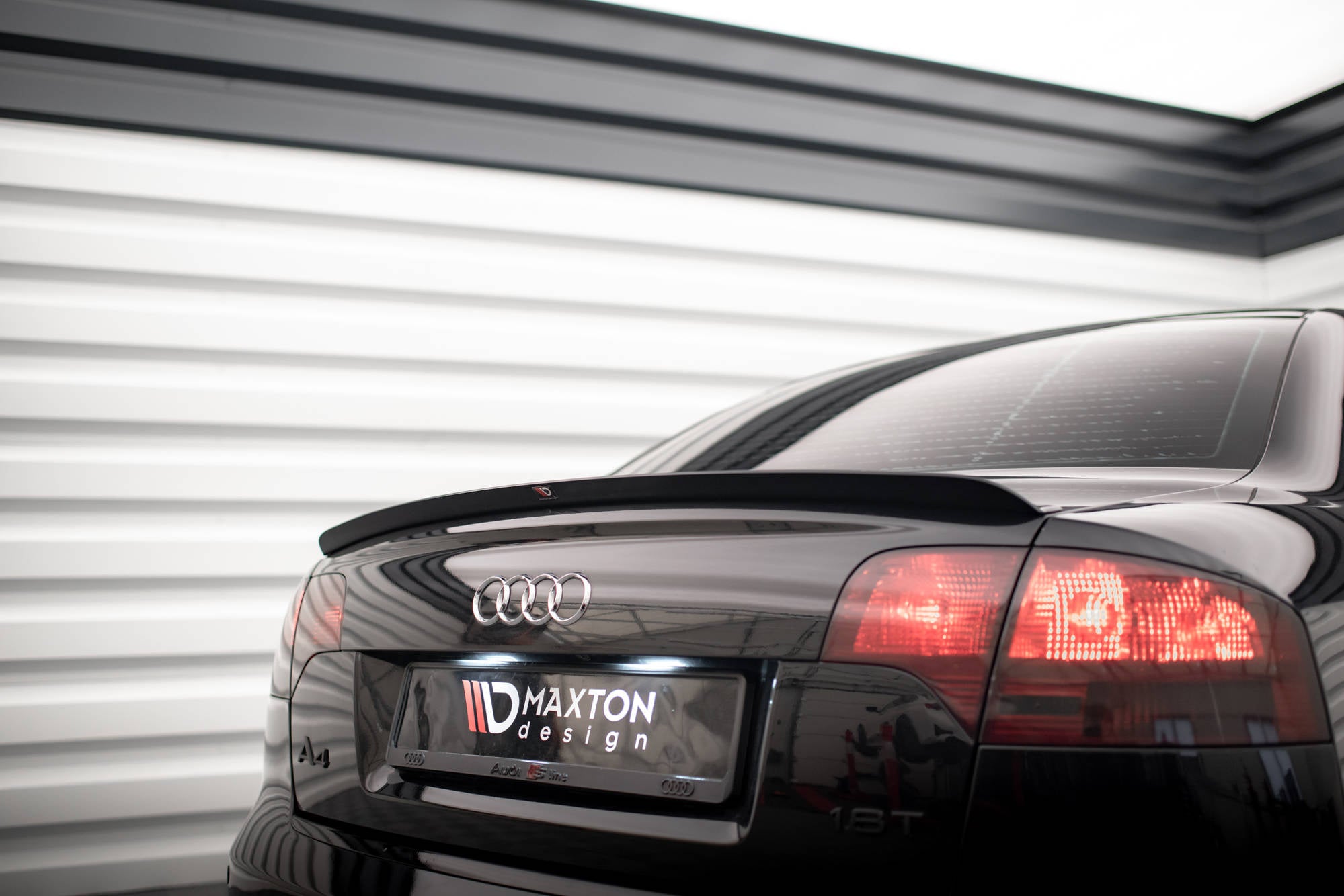 pol pl spoiler cap audi a4 sedan s line b7 18587 4.jpg pol pl spoiler cap audi a4 sedan s line b7 18587 4.jpg