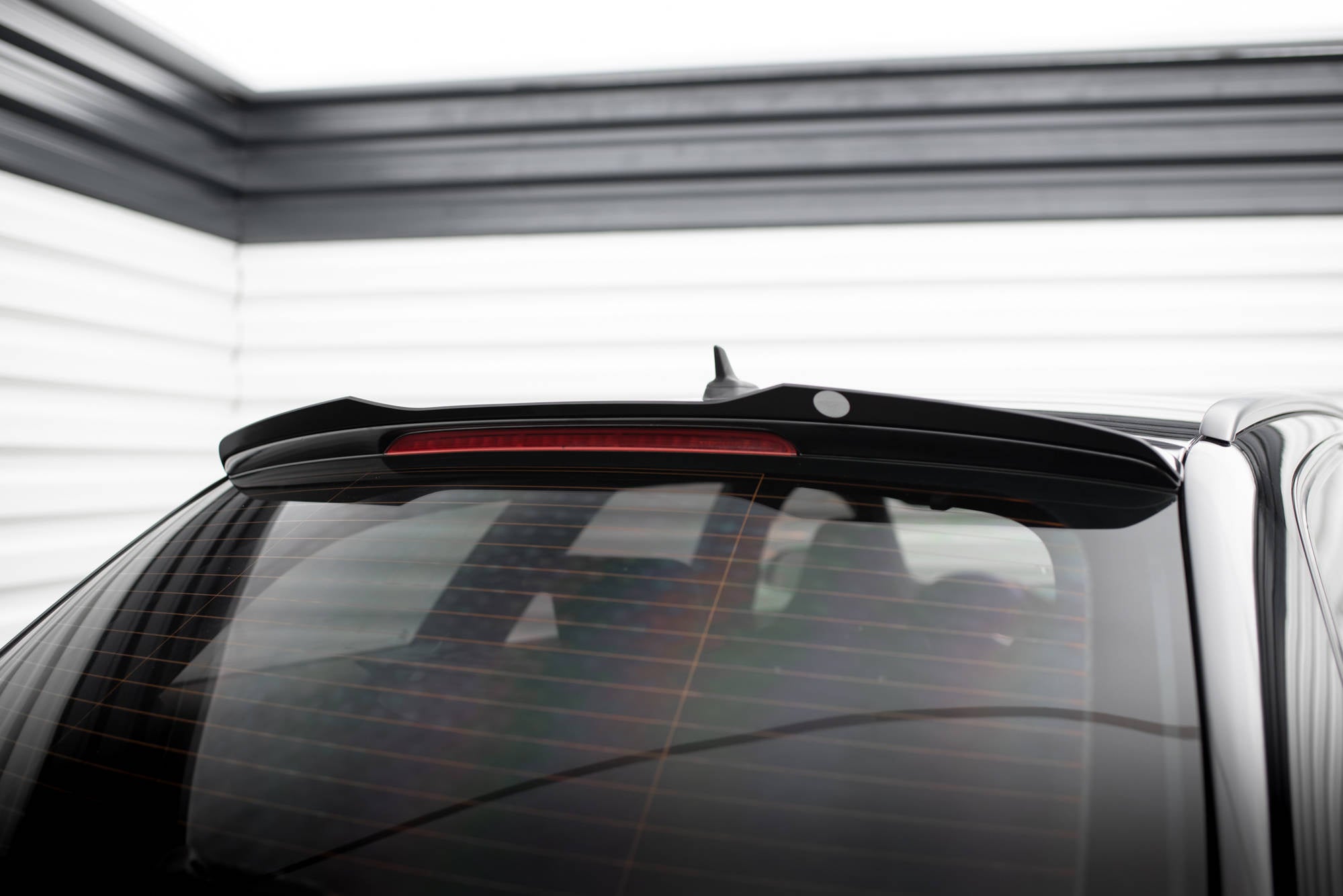 pol pl spoiler cap audi rs6 avant c6 18408 3.jpg pol pl spoiler cap audi rs6 avant c6 18408 3.jpg