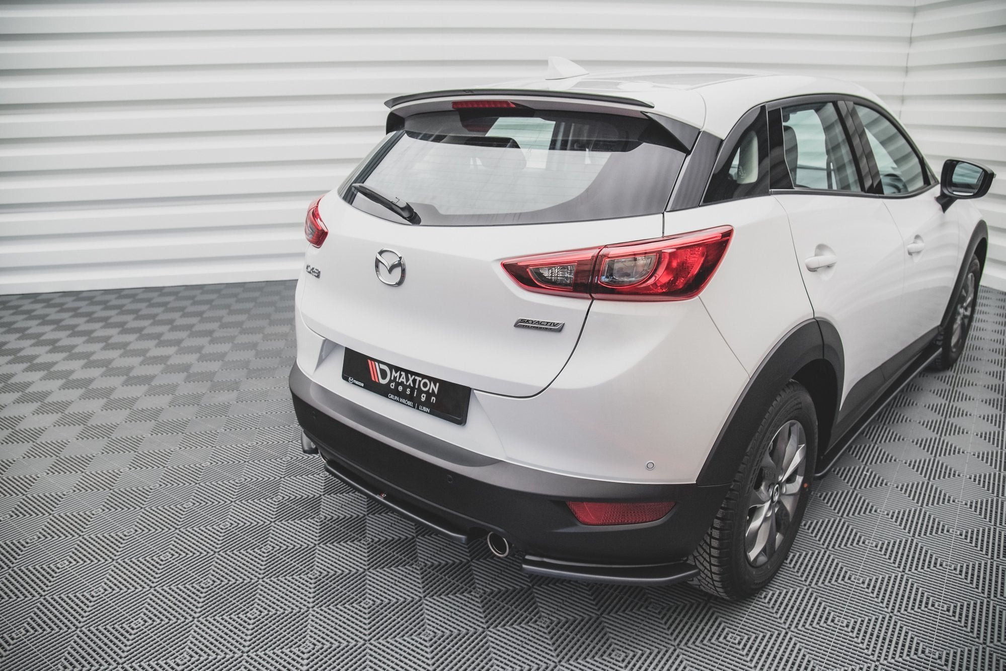 pol pl spoiler cap mazda cx 3 12710 4.jpg pol pl spoiler cap mazda cx 3 12710 4.jpg