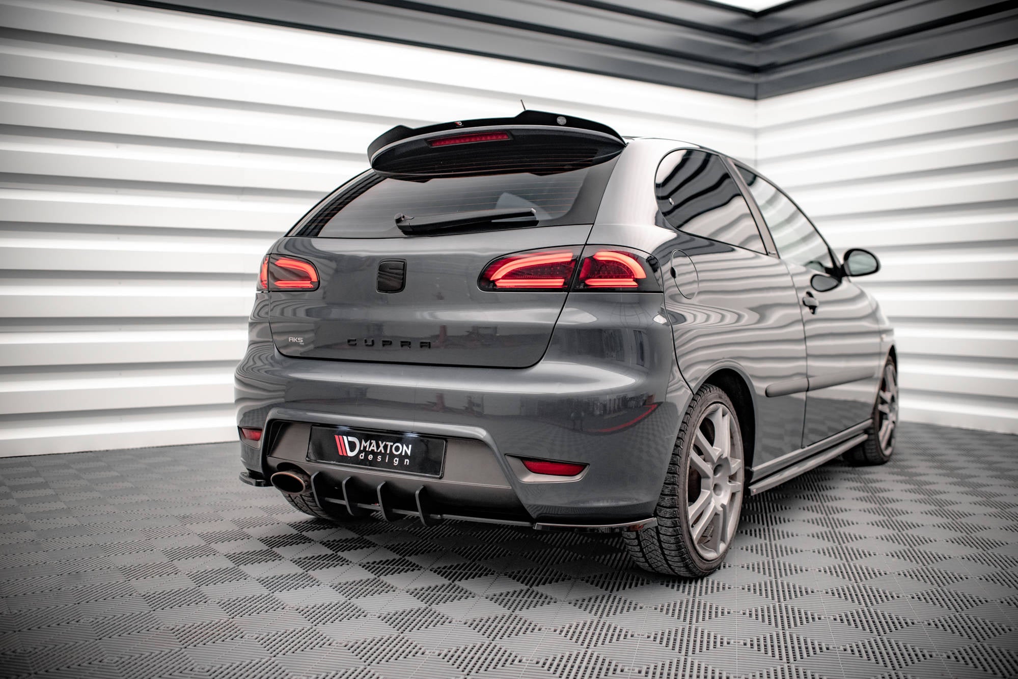 pol pl spoiler cap seat ibiza cupra mk3 14653 6.jpg pol pl spoiler cap seat ibiza cupra mk3 14653 6.jpg