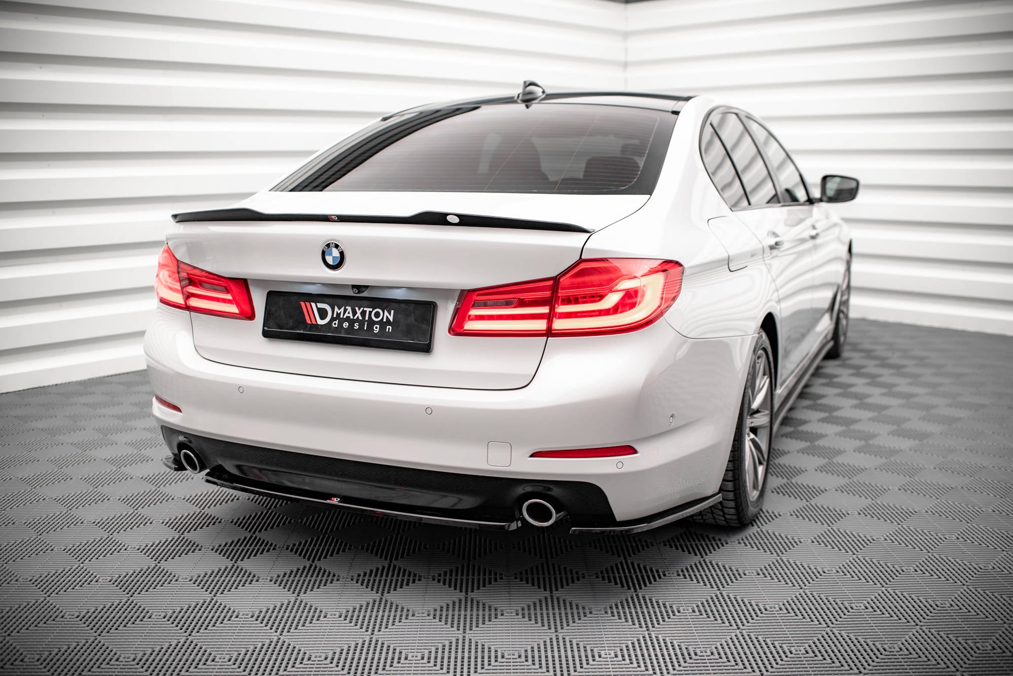 pol pl spoiler cap v 1 bmw 5 sedan g30 14625 8.jpg pol pl spoiler cap v 1 bmw 5 sedan g30 14625 8.jpg