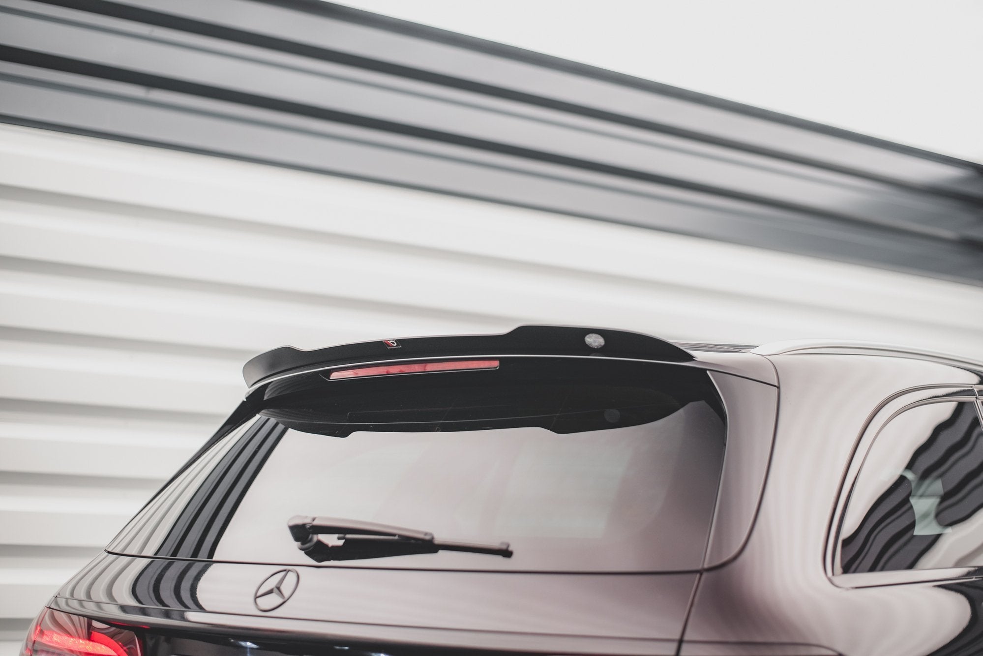 pol pl spoiler cap v 1 mercedes benz e estate s213 12686 5.jpg pol pl spoiler cap v 1 mercedes benz e estate s213 12686 5.jpg