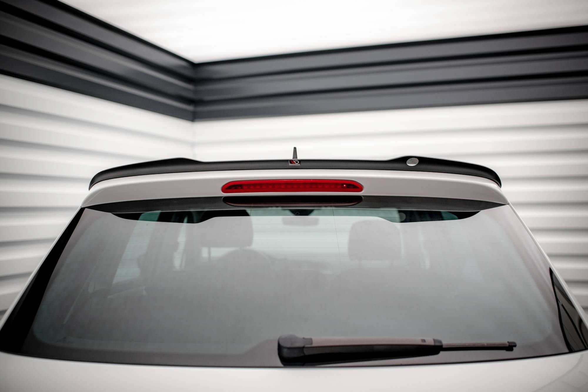 pol pl spoiler cap volkswagen tiguan mk2 14999 5.jpg pol pl spoiler cap volkswagen tiguan mk2 14999 5.jpg