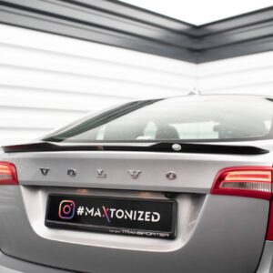 pol pl spoiler cap volvo s60 r design mk2 18353 6.jpg
