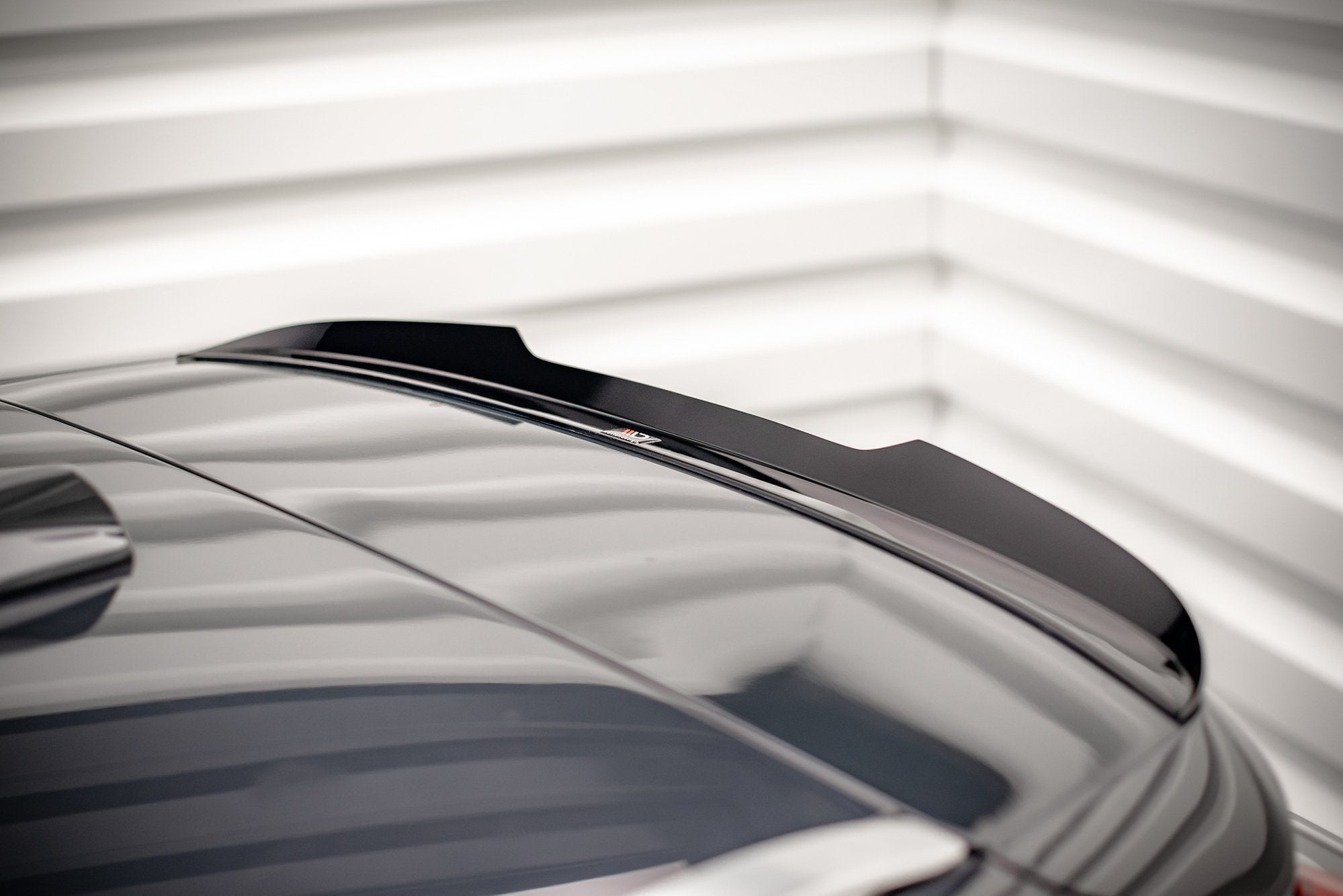 pol pl spoiler cap volvo v90 mk2 13430 4.jpg pol pl spoiler cap volvo v90 mk2 13430 4.jpg
