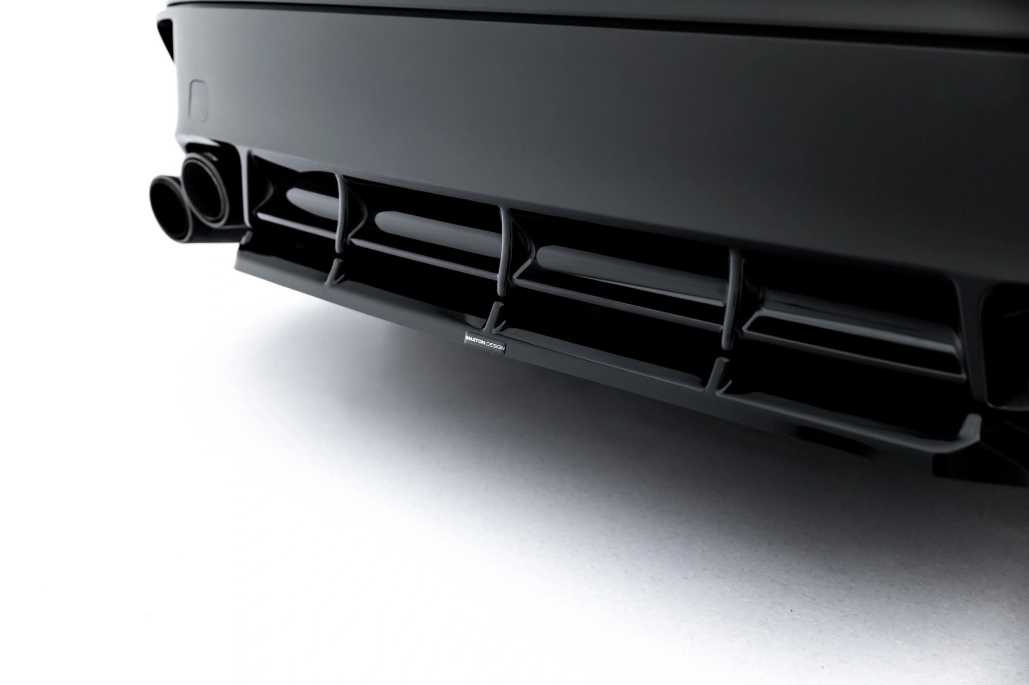 set of splitters suitable for lexus is 500 mk3 facelift 2 (xe30) set of splitters suitable for lexus is 500 mk3 facelift 2 (xe30)