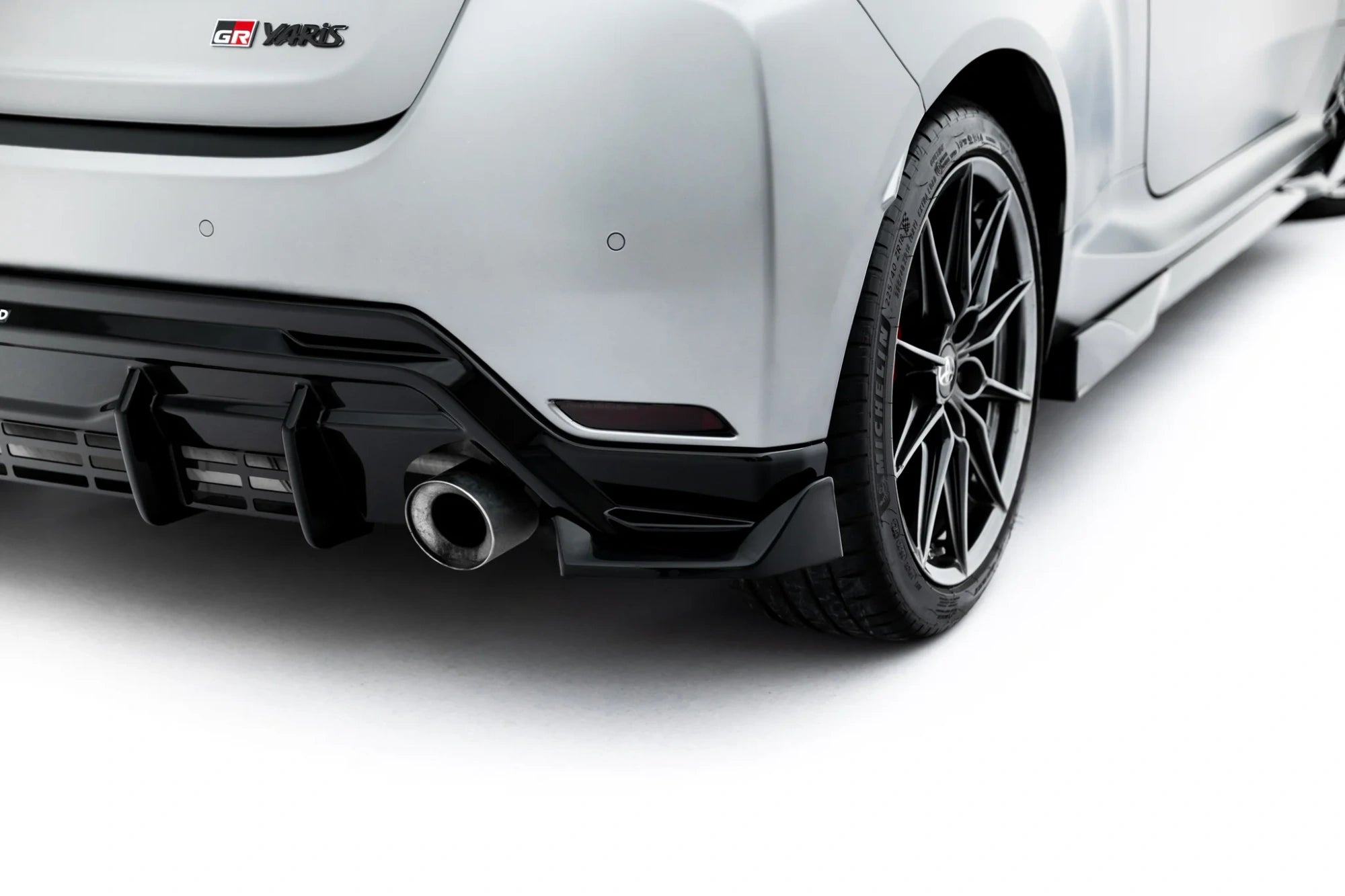 set of splitters suitable for toyota gr yaris mk4 facelift set of splitters suitable for toyota gr yaris mk4 facelift