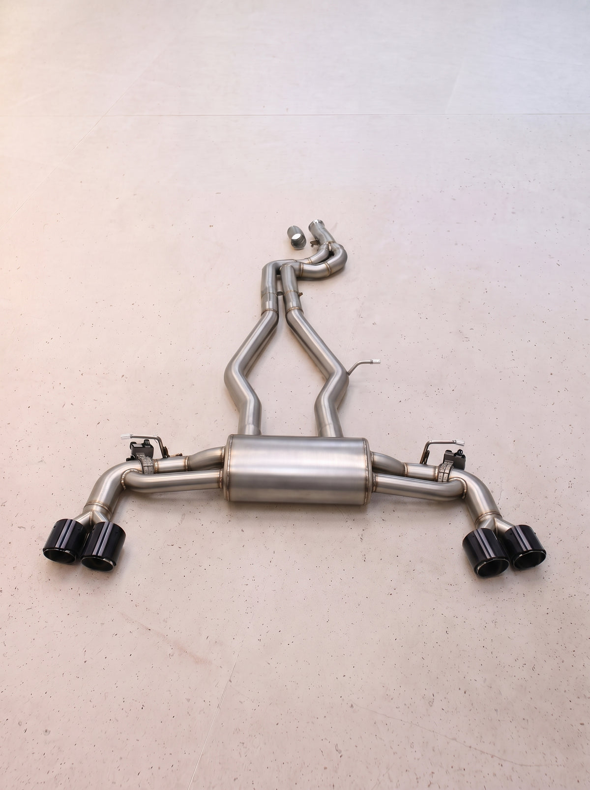 výfukový systém s klapkami rog® — bmw z4 g29 2.0t (2019–2022) Výfukový systém s klapkami ROG® — BMW Z4 G29 2.0T (2019–2022)